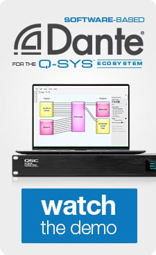 Q-SYS ハードウェア上に Q Q-SYS Designer Softwareを表示しているノートパソコン。テキスト：「デモをご覧ください」