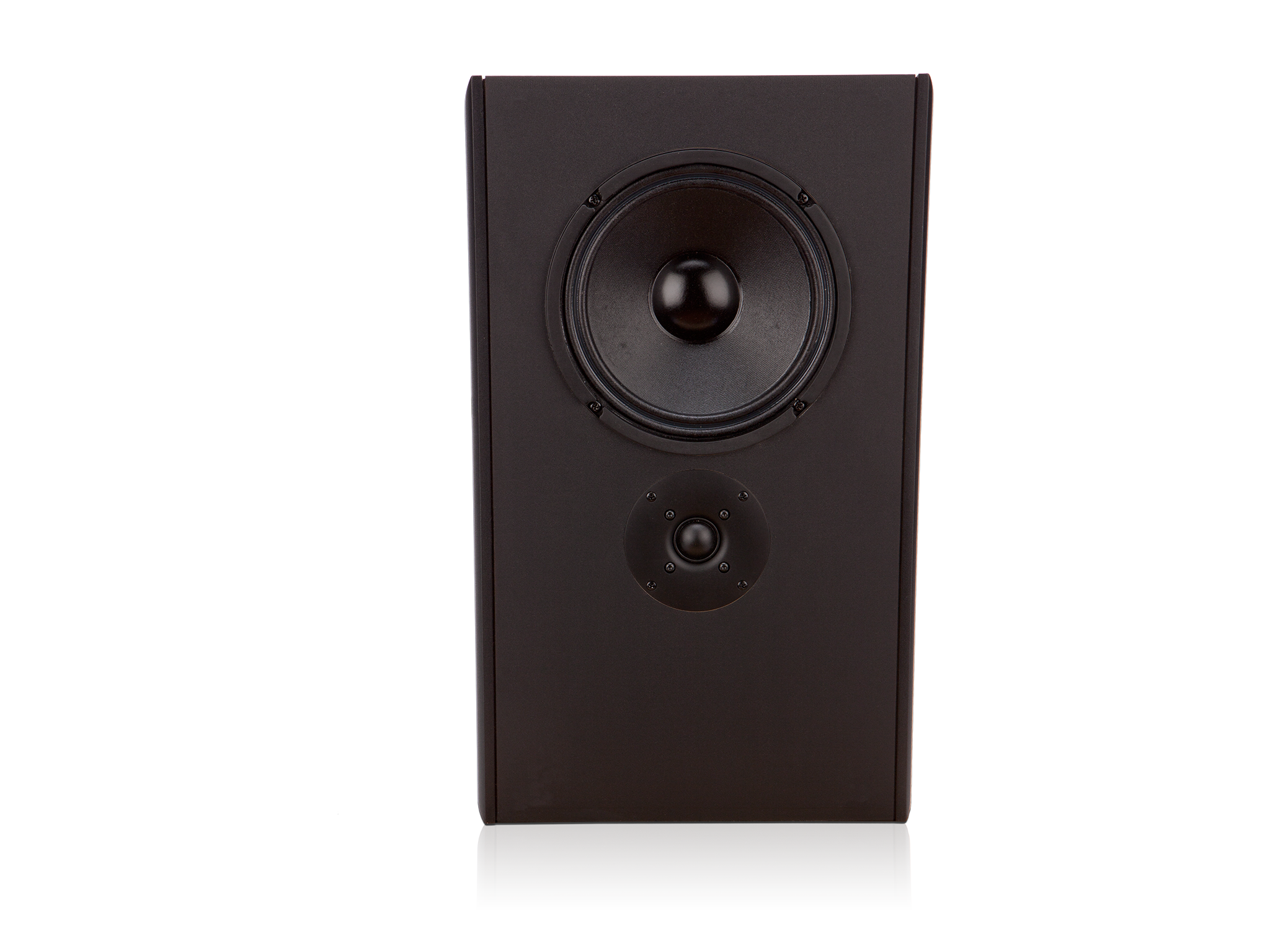 スピーカーグリルを取り外したSR-8101の正面画像