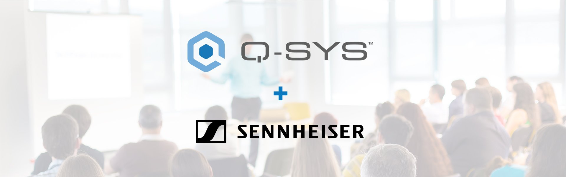 Q-SYSとSennheiserのロゴ